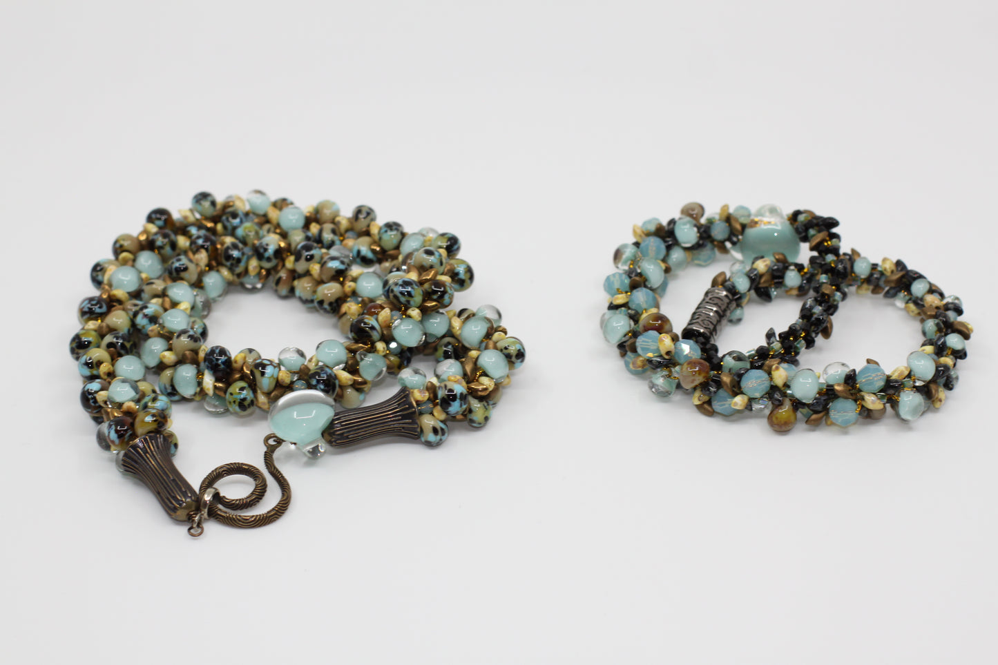 Les Ailles Des Falaises